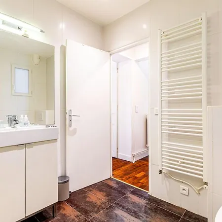 Guestready - Confortable Dans Le 10e.