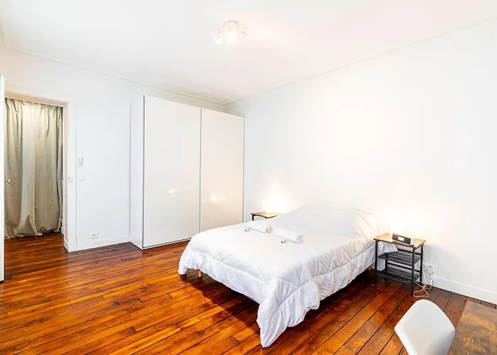 Guestready - Confortable Dans Le 10e. *
